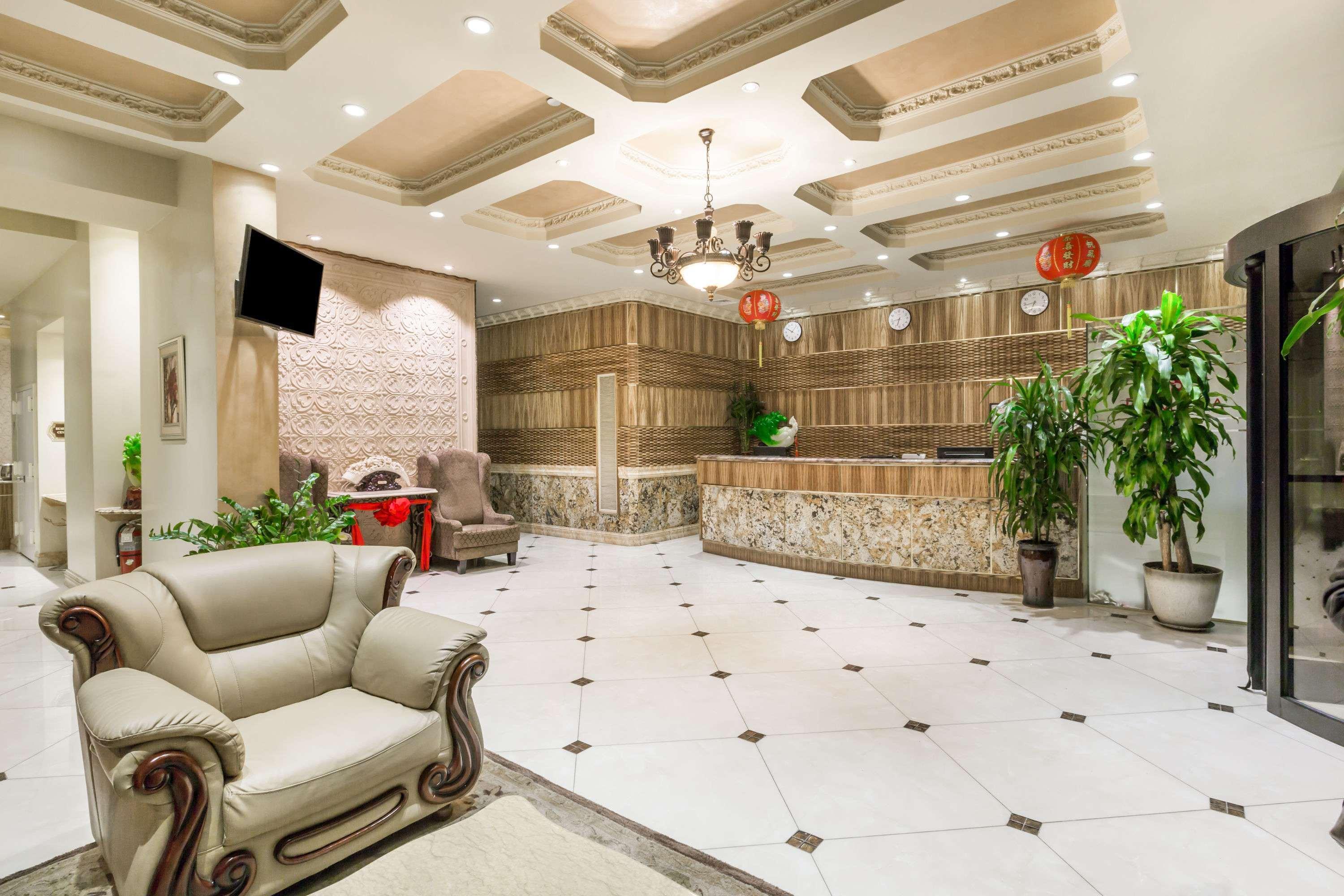 Ramada By Wyndham Flushing Queens New York Esterno foto